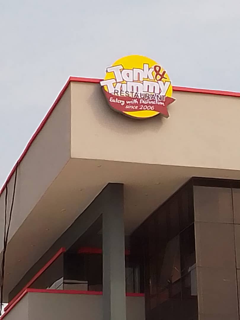 Tank & Timmy Restaurant