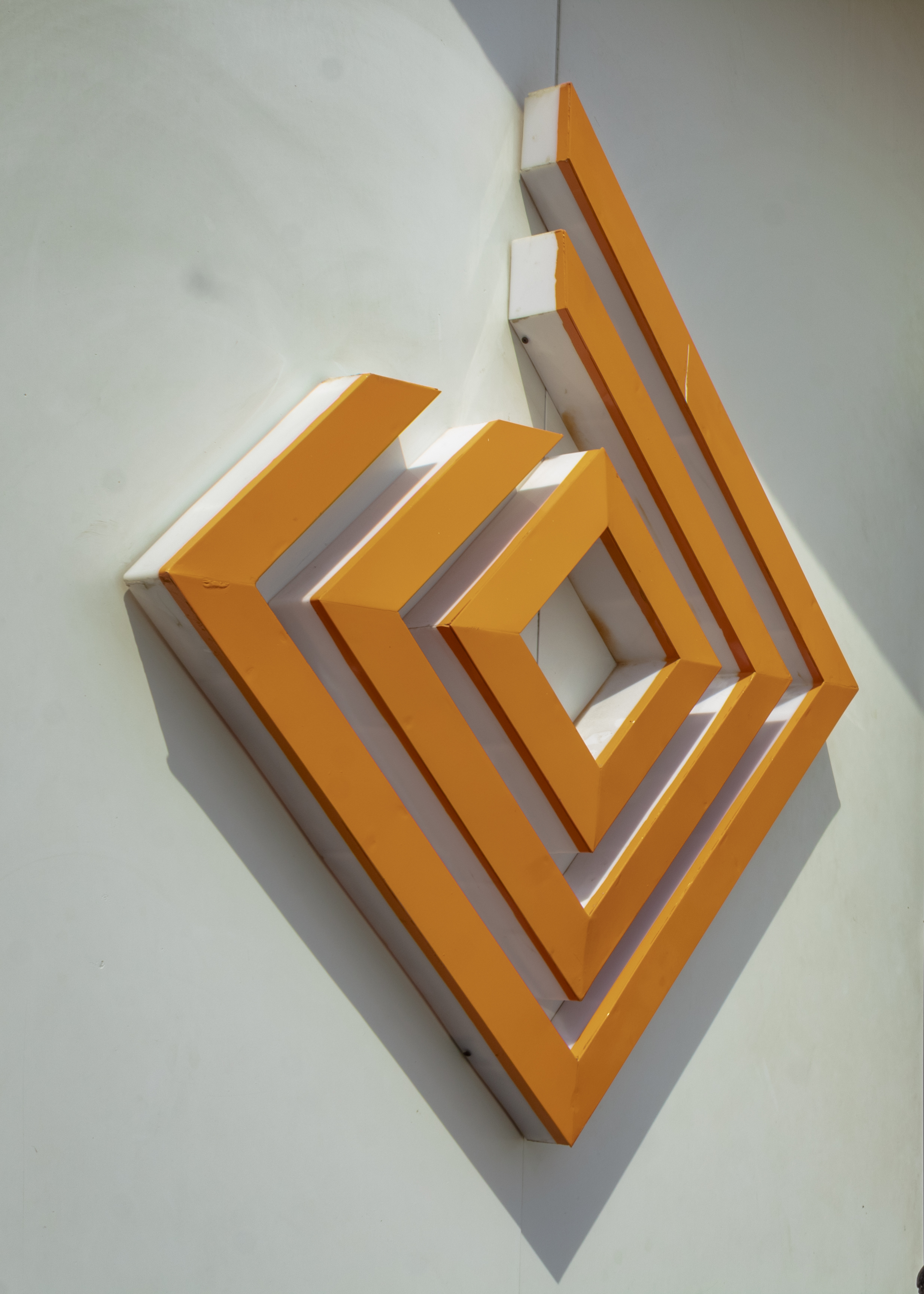Abstract Geometric Sign